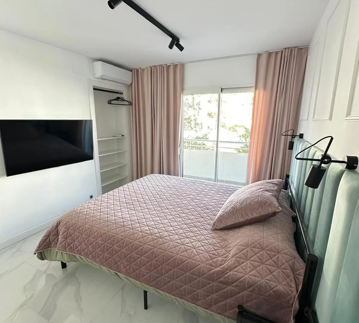 Playa Real Apartment Marbella